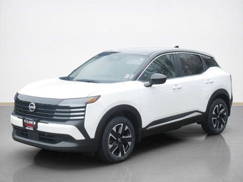 Certified 2025 Nissan Kicks SV image 7