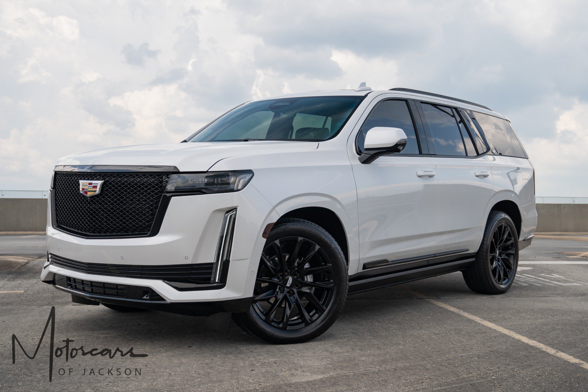 Used 2024 Cadillac Escalade Sport Platinum AWD/4WD image 3