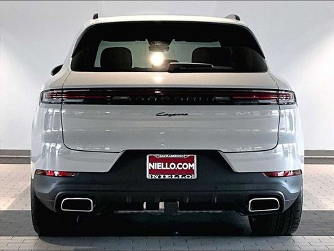 New 2026 Porsche Cayenne AWD/4WD image 6