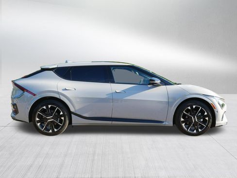 Certified 2025 Kia EV6 GT-Line AWD/4WD image 8