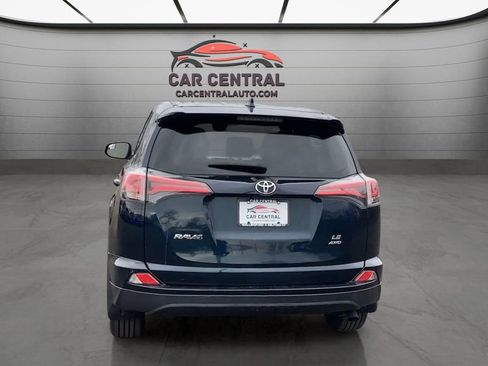 Used 2018 Toyota RAV4 LE w/ All Weather Liner Package image 4