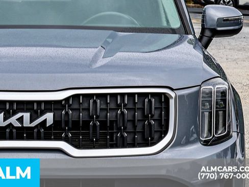 Used 2023 Kia Telluride EX w/ EX Captain's Chair Package AWD/4WD image 15
