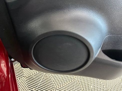 Used 2022 Nissan Rogue Sport SV w/ Technology Package image 29