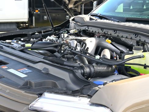 Used 2026 Ford F450 King Ranch w/ Chrome Package image 8