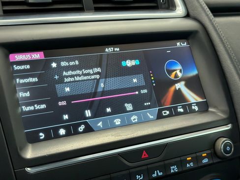 Used 2018 Jaguar E-PACE S AWD/4WD image 22