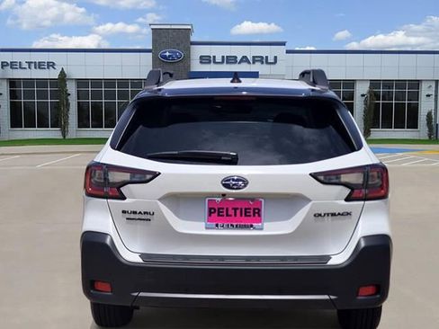 Used 2025 Subaru Outback Onyx Edition AWD/4WD image 8