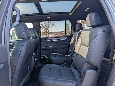 New 2026 GMC Acadia Elevation w/ Black Edition image 31