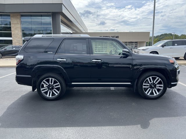 Used 2023 Toyota 4Runner Limited AWD/4WD image 2