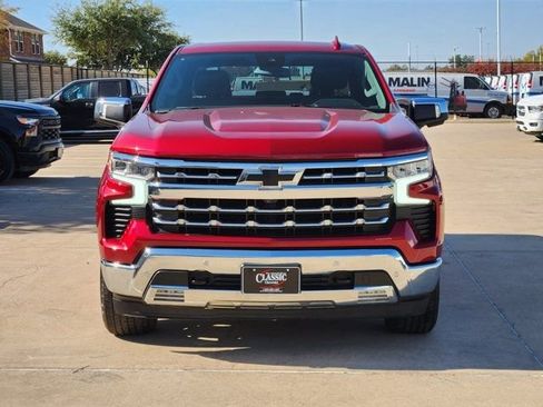 Used 2022 Chevrolet Silverado 1500 LTZ w/ Z71 Off-Road Package image 10