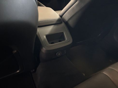 Used 2025 Volvo V60 B5 Cross Country Plus image 24