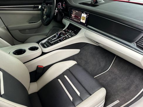 Certified 2023 Porsche Panamera Platinum Edition RWD image 16