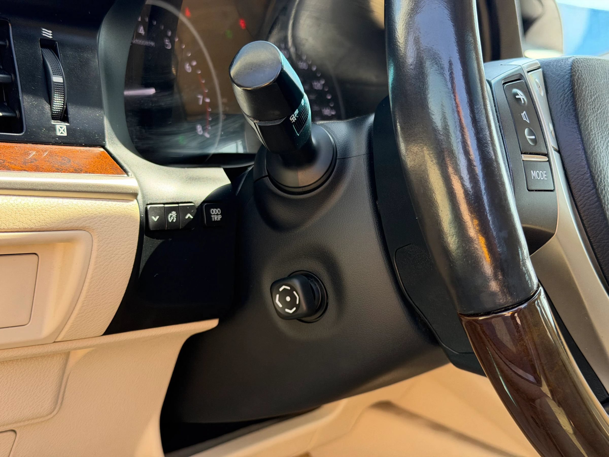 Used 2015 Lexus ES 350 w/ Premium Package FWD image 24
