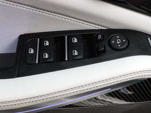 Used 2026 BMW X5 M60i image 15