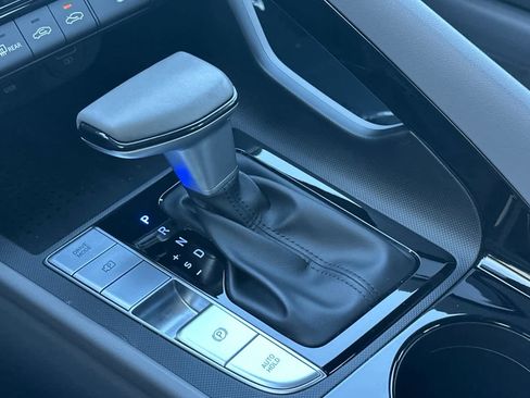 Used 2023 Hyundai Elantra SEL w/ Convenience Package image 20