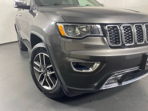 Used 2021 Jeep Grand Cherokee Limited AWD/4WD image 4