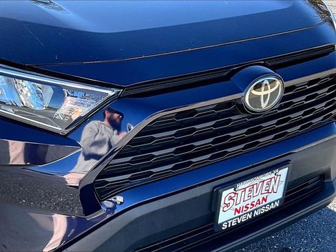 Used 2020 Toyota RAV4 XLE image 30