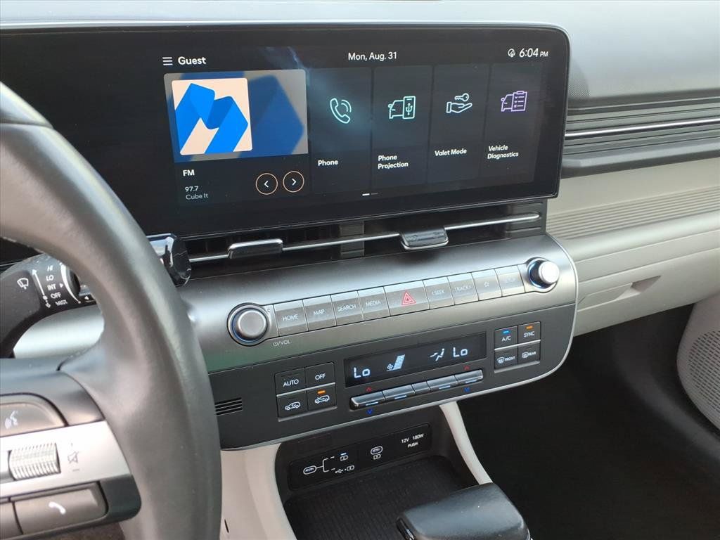 Used 2024 Hyundai Kona SEL FWD image 27