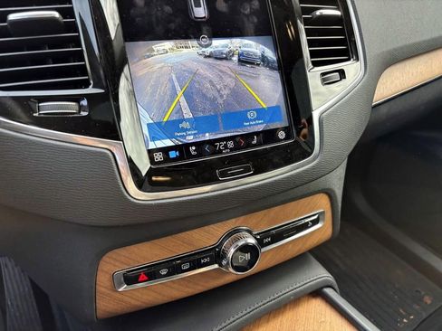 Used 2023 Volvo XC90 T8 Plus w/ Protection Package Premier image 22