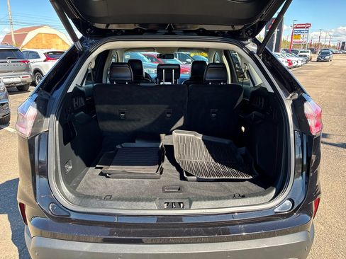 Used 2022 Ford Edge Titanium AWD/4WD image 19