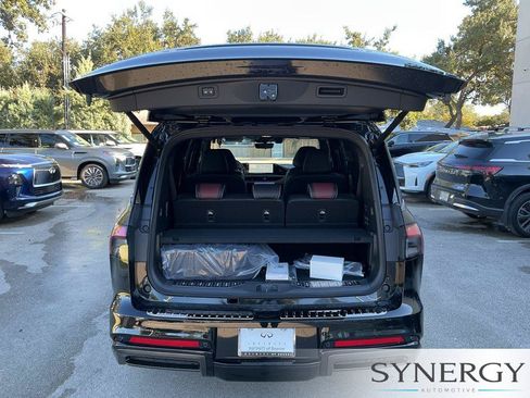 New 2026 INFINITI QX80 Autograph AWD/4WD image 29