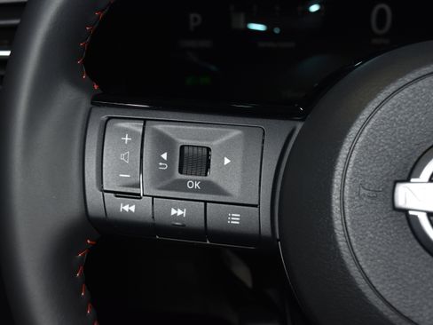 New 2026 Nissan Kicks SR image 6