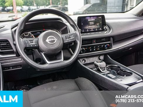 Used 2024 Nissan Rogue S FWD image 27