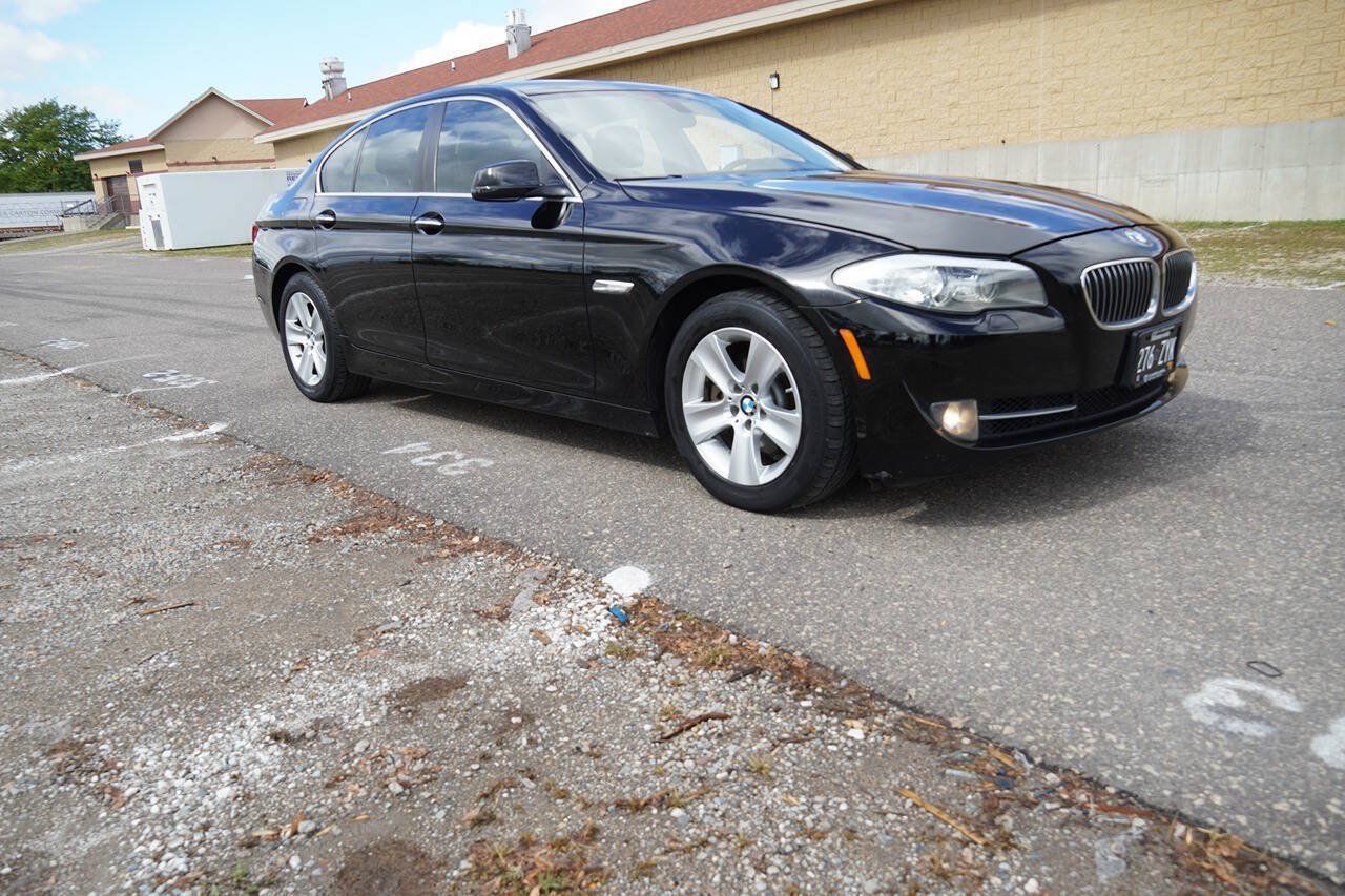 Used 2013 BMW 528i xDrive Sedan AWD/4WD image 3