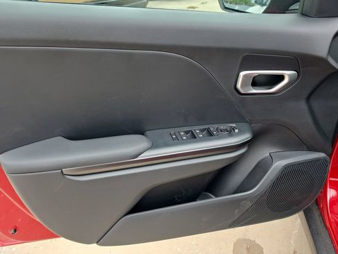 New 2026 Kia K4 FWD image 17