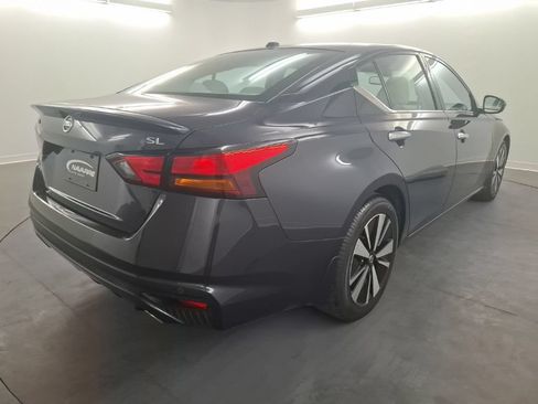 Used 2020 Nissan Altima 2.5 SL FWD image 7