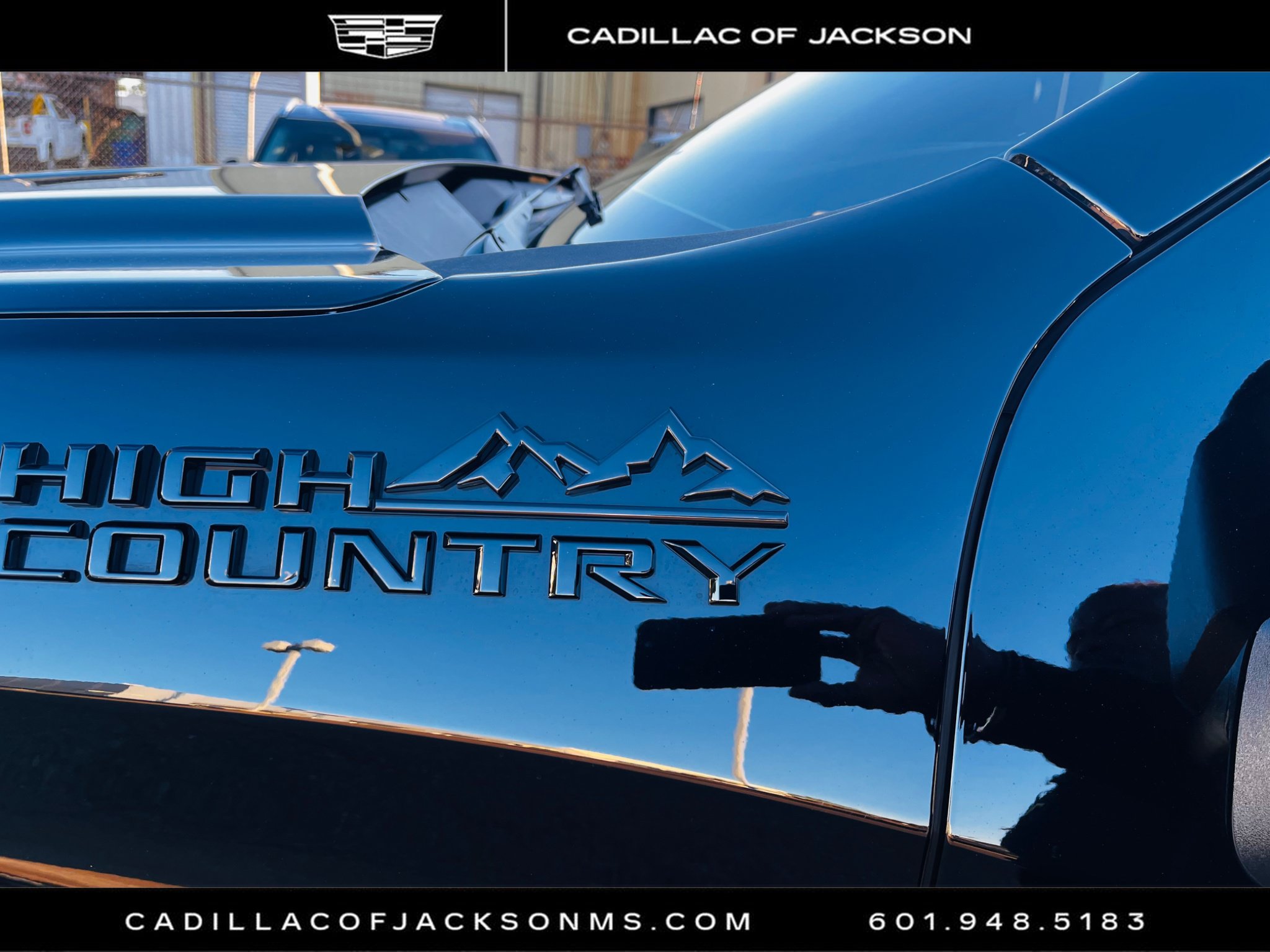 Used 2025 Chevrolet Silverado 1500 High Country w/ Midnight Edition AWD/4WD image 10
