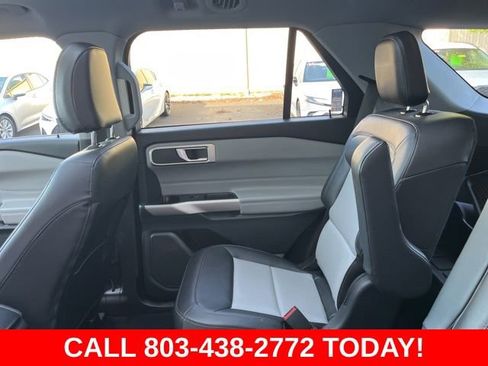 Used 2023 Ford Explorer XLT w/ Equipment Group 202A RWD image 13