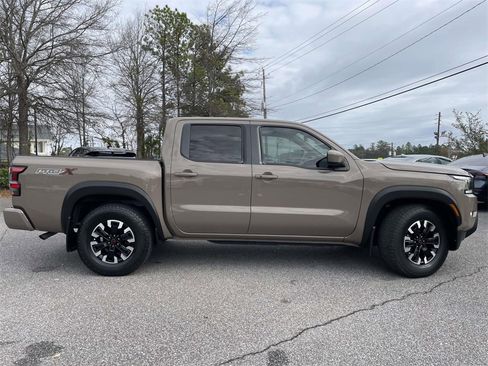 Used 2023 Nissan Frontier Pro-X w/ Technology Package image 2