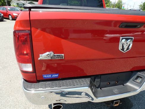 Used 2016 RAM 1500 Big Horn AWD/4WD image 9