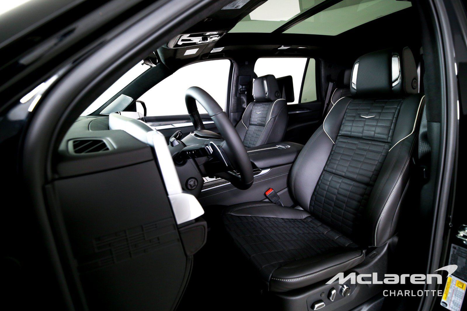 Used 2026 Cadillac Escalade V w/ LPO, Floor Liner Package AWD/4WD image 11