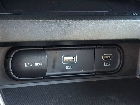 Certified 2023 Kia Soul S FWD image 26