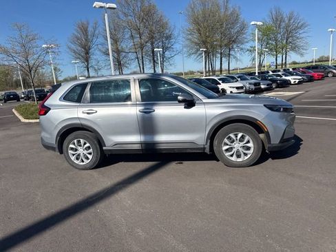 Used 2023 Honda CR-V LX image 8