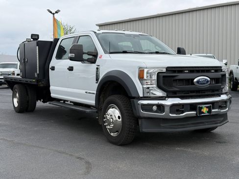 Used 2022 Ford F550 4x4 Crew Cab Super Duty w/ Power Equipment Group image 2