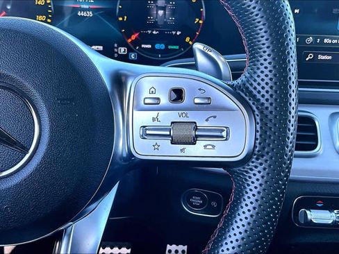 Used 2023 Mercedes-Benz GLE 53 AMG 4MATIC image 25