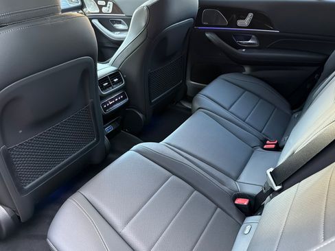 New 2026 Mercedes-Benz GLS 450 4MATIC image 11
