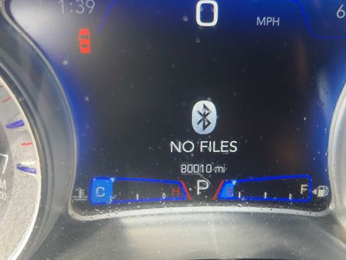 Used 2020 Chrysler 300 Touring w/ Sport Appearance Package RWD image 3