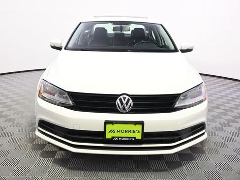 Used 2017 Volkswagen Jetta SE FWD image 10