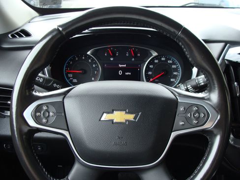 Used 2020 Chevrolet Traverse LT AWD/4WD image 16