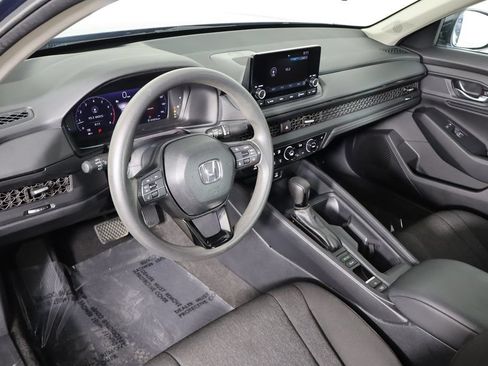 Used 2023 Honda Accord EX image 24