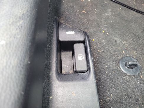 Used 2024 Toyota Corolla LE image 24