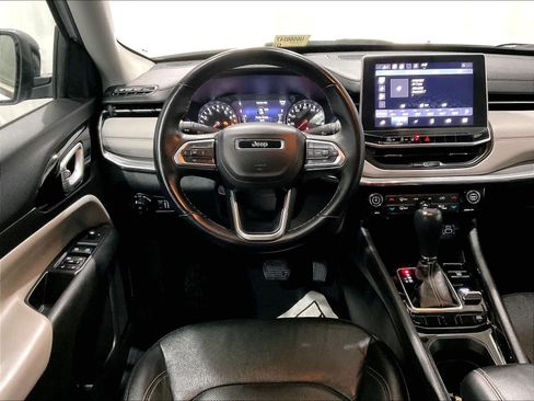 Used 2022 Jeep Compass Limited image 17