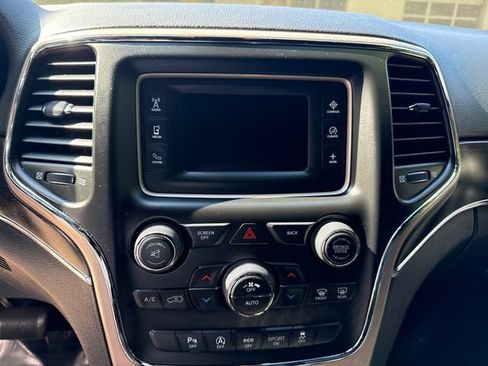 Used 2017 Jeep Grand Cherokee Limited AWD/4WD image 20