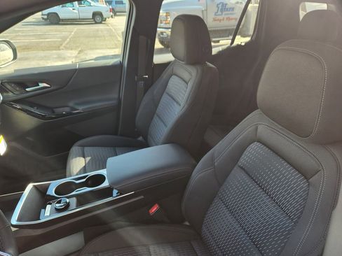 New 2026 Chevrolet Equinox LT image 11