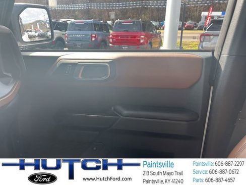 Used 2024 Ford Bronco Outer Banks AWD/4WD image 40