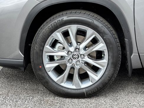 New 2026 Toyota Highlander Limited AWD/4WD image 33