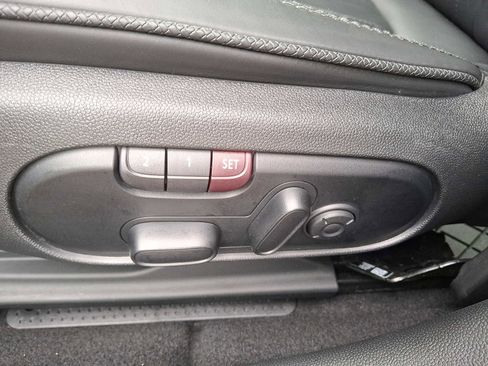 Certified 2023 MINI Cooper Clubman S image 9